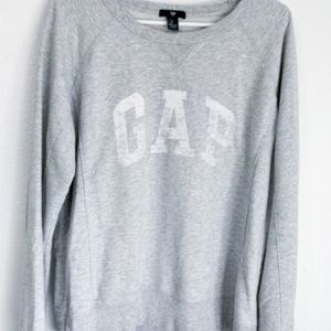 GAP Spell-out pullover sweater size L